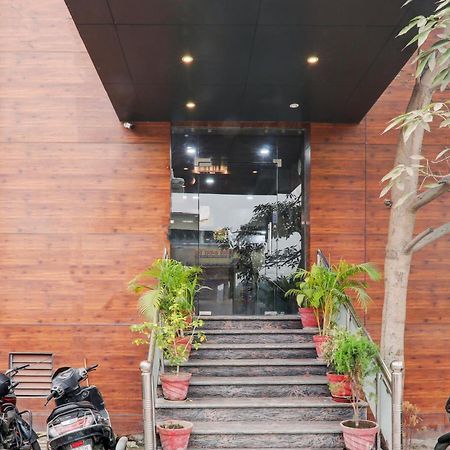 לקנאו Hotel O Ss Palace Inn מראה חיצוני תמונה