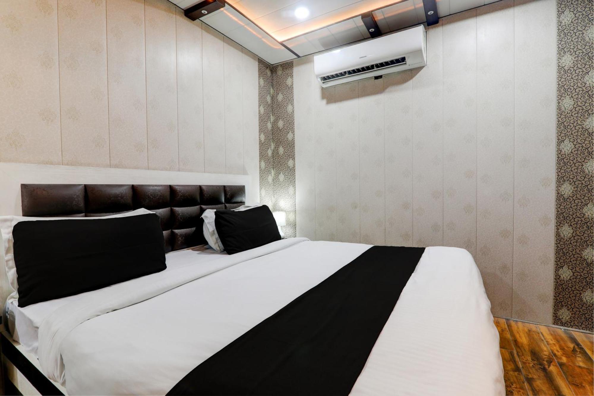 לקנאו Hotel O Ss Palace Inn מראה חיצוני תמונה